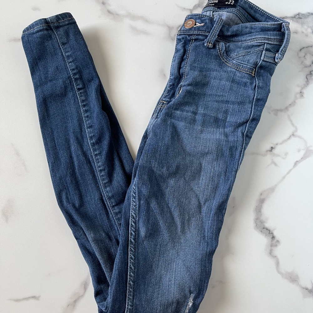 Hollister Jeans
